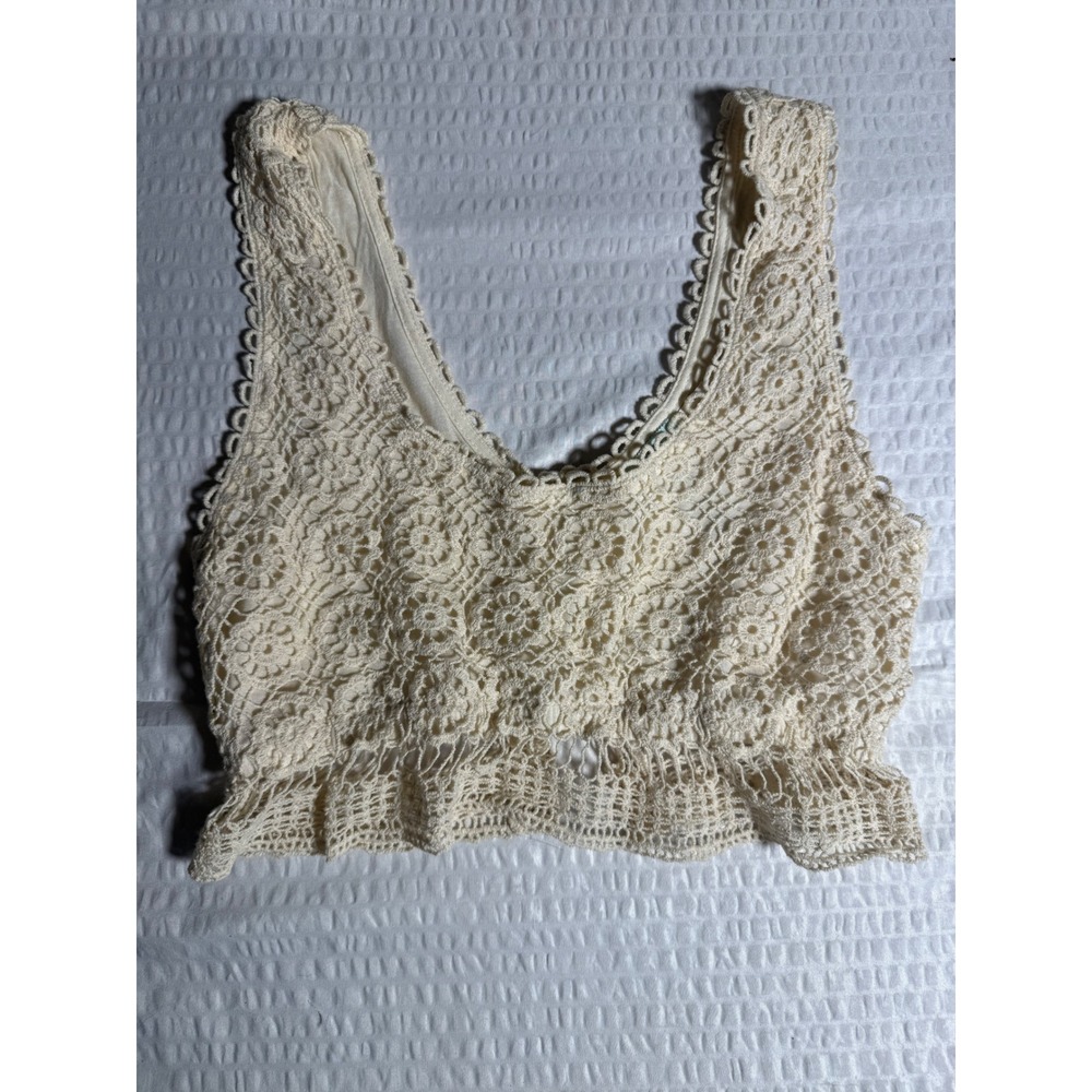 Kimchi Blue Urban Outfitters Cream Crochet Lace Hook & Eye Crop Top Small
